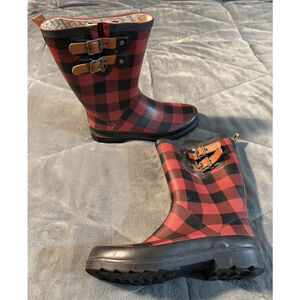 Chooka Red Black Checkered Rain Boots Double Buckles Size 10/42 13 1/2" High